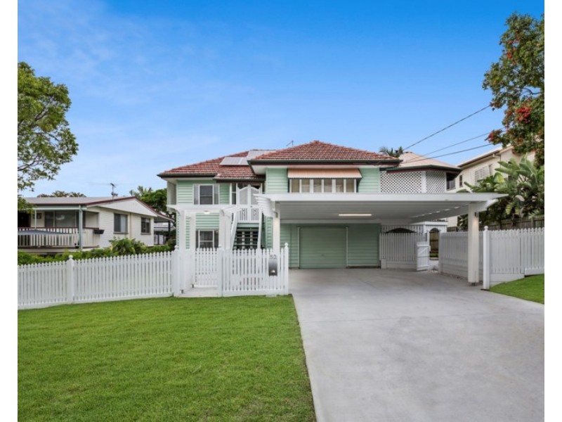 52 The Promenade, Camp Hill QLD 4152