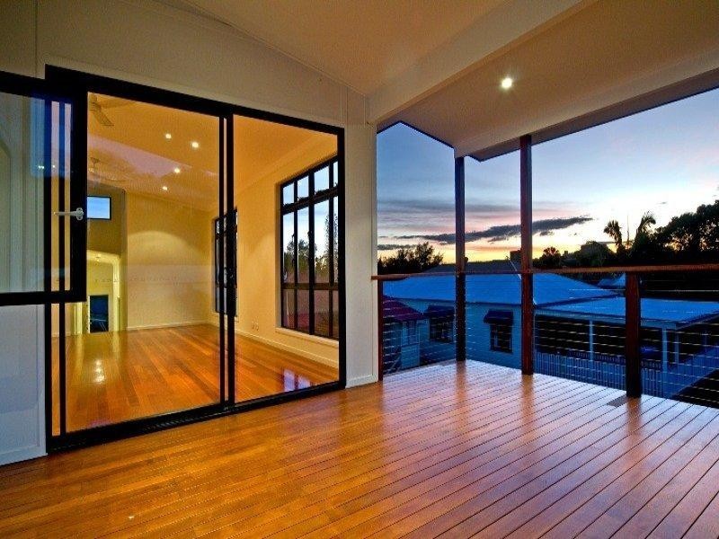 112 Kingsbury Street, Norman Park QLD 4170