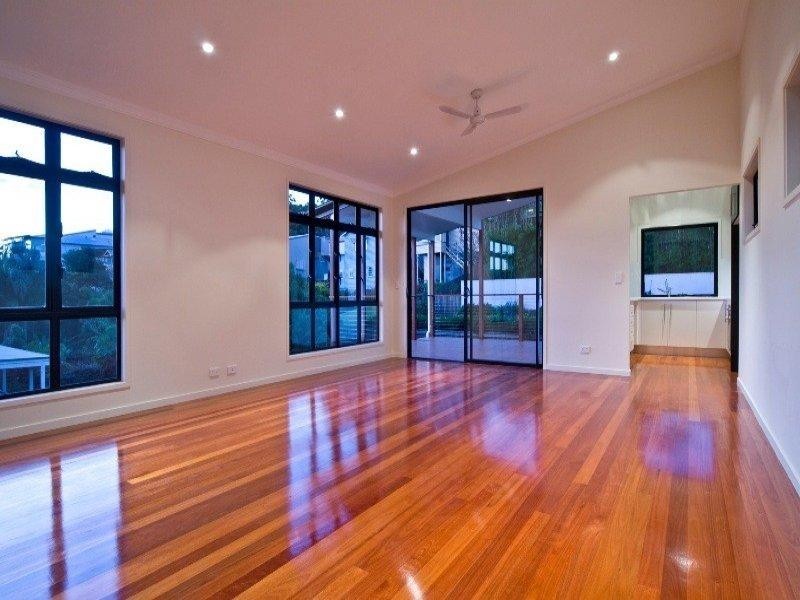 112 Kingsbury Street, Norman Park QLD 4170