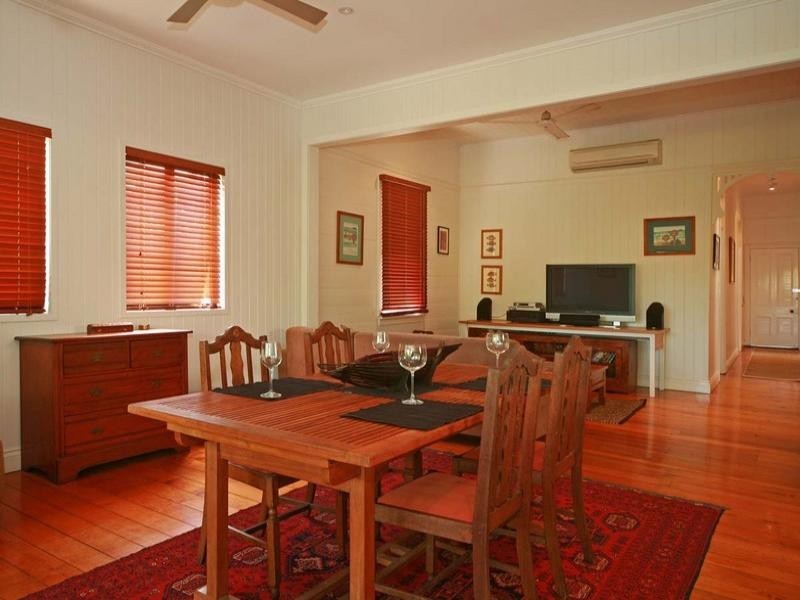 35 Bodalla Street, Norman Park QLD 4170