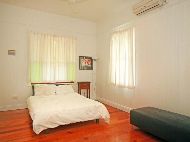 35 Bodalla Street, Norman Park QLD 4170