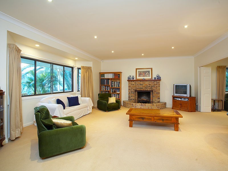 24 Mccormack Place, Wakerley QLD 4154