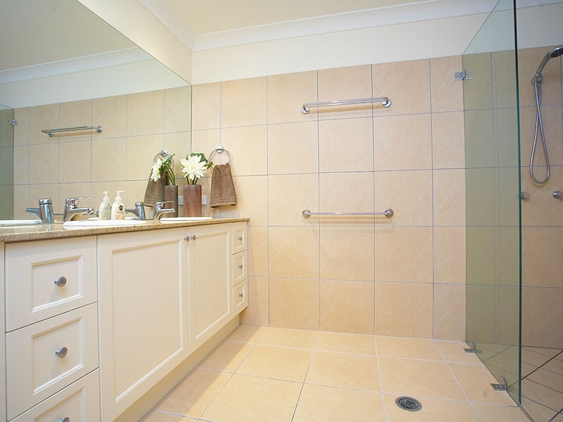24 Mccormack Place, Wakerley QLD 4154
