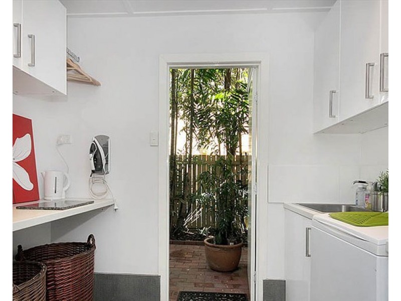 130 Apollo Road, Bulimba QLD 4171