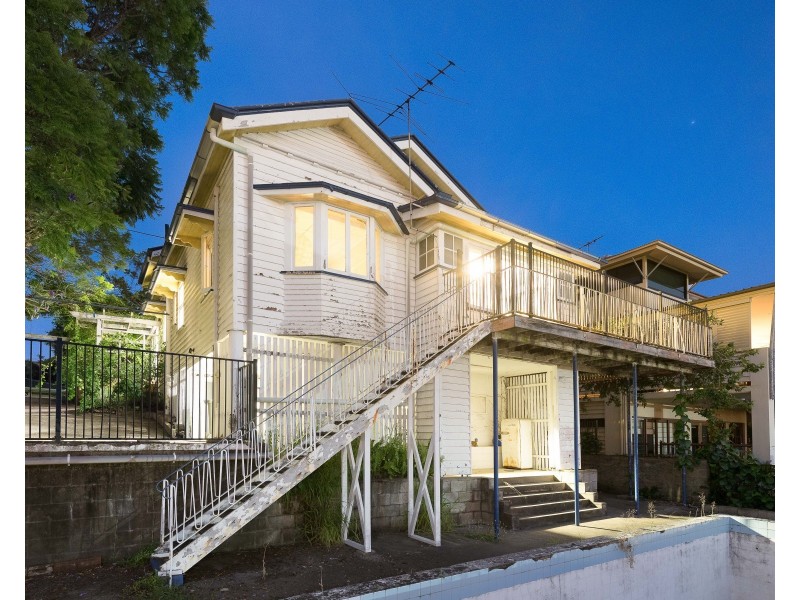 26 Wentworth Parade, Balmoral QLD 4171