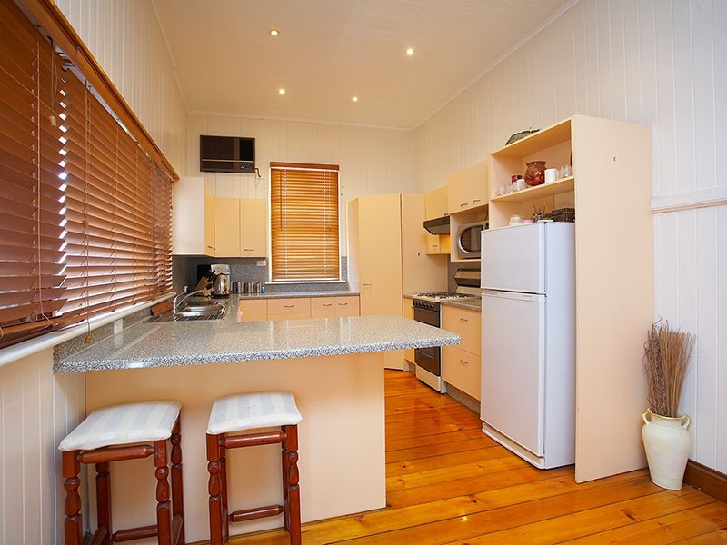 35 Orchard Street, Hawthorne QLD 4171