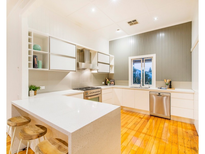 29 Tarana Street, Camp Hill QLD 4152