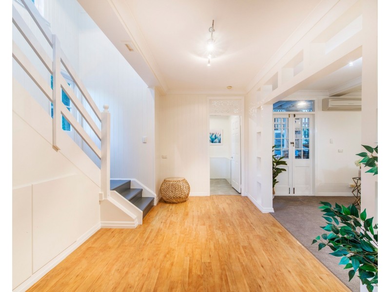 29 Tarana Street, Camp Hill QLD 4152