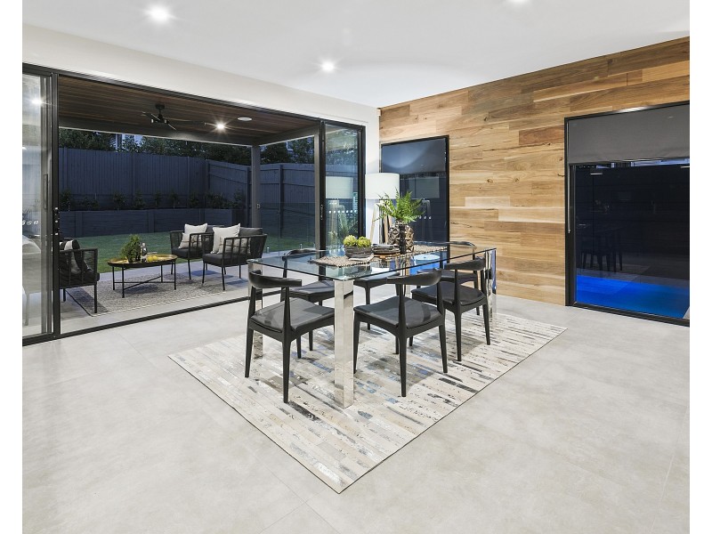 8 Ashmole Street, Camp Hill QLD 4152