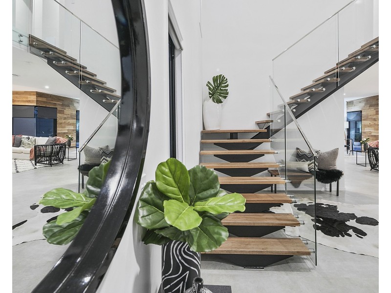 8 Ashmole Street, Camp Hill QLD 4152