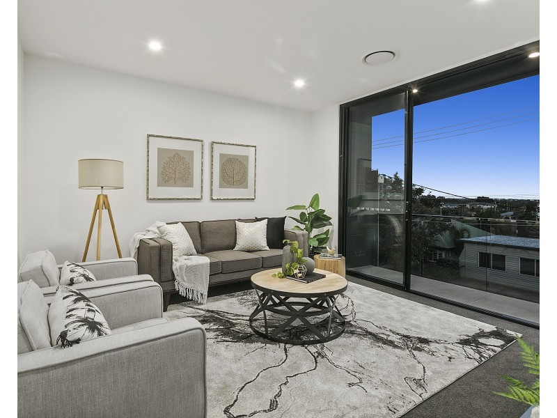 8 Ashmole Street, Camp Hill QLD 4152