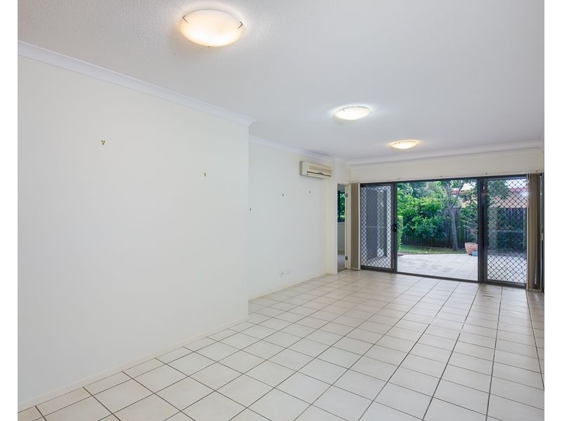 4/34 Douglas Street, Greenslopes QLD 4120