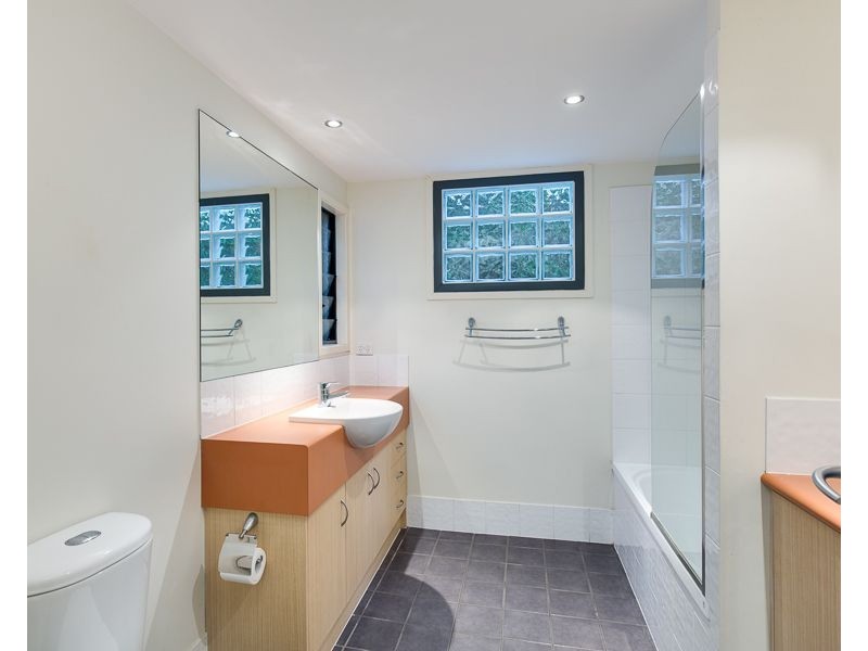 4/34 Douglas Street, Greenslopes QLD 4120