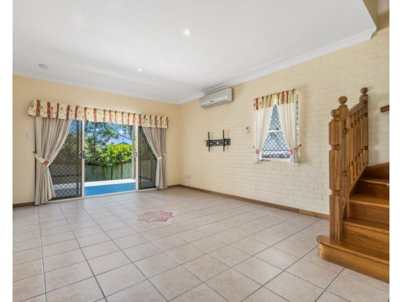 73 Blackwood Avenue, Morningside QLD 4170