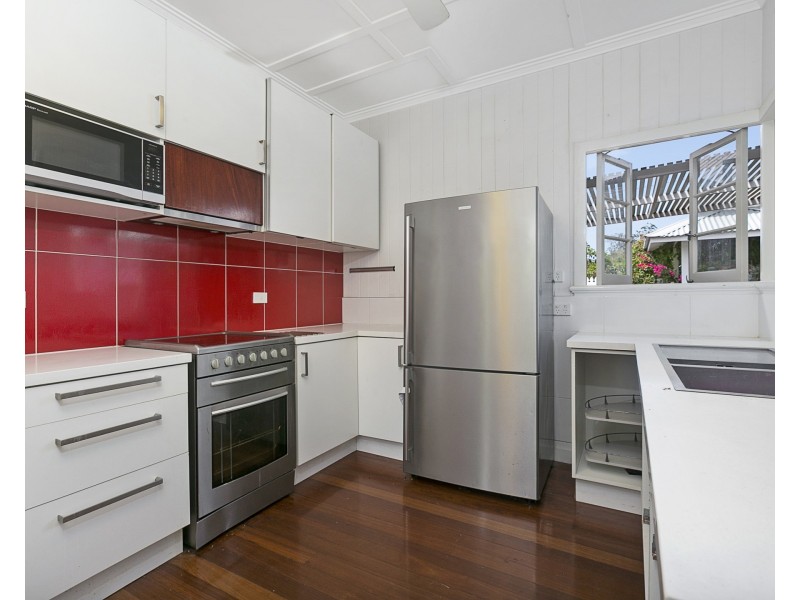 30 Beatrice Street, Hawthorne QLD 4171