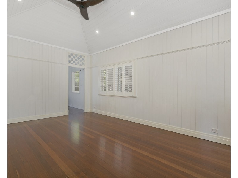 30 Beatrice Street, Hawthorne QLD 4171