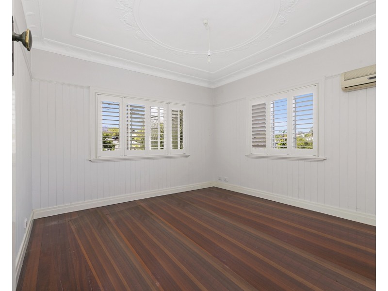 30 Beatrice Street, Hawthorne QLD 4171