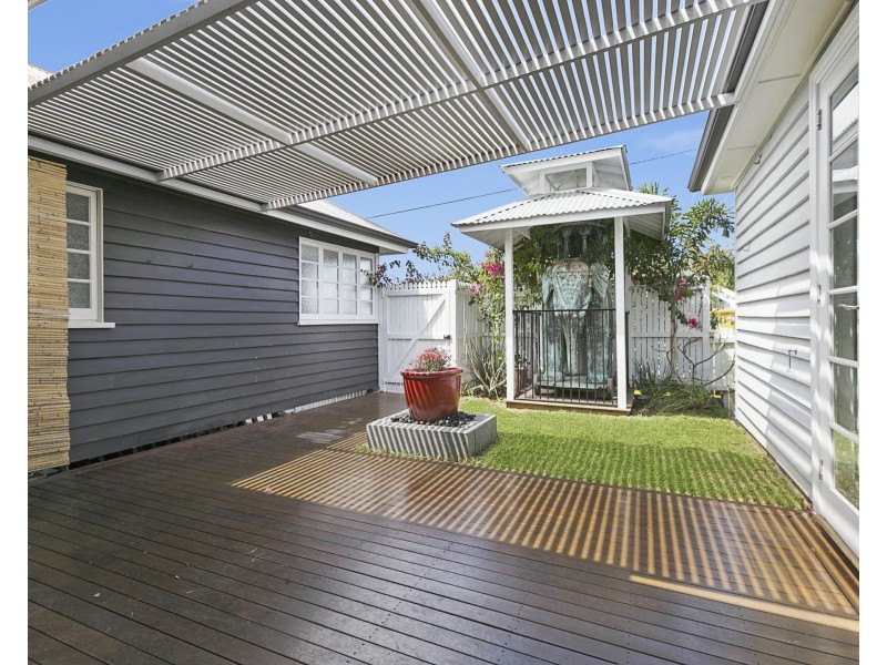 30 Beatrice Street, Hawthorne QLD 4171
