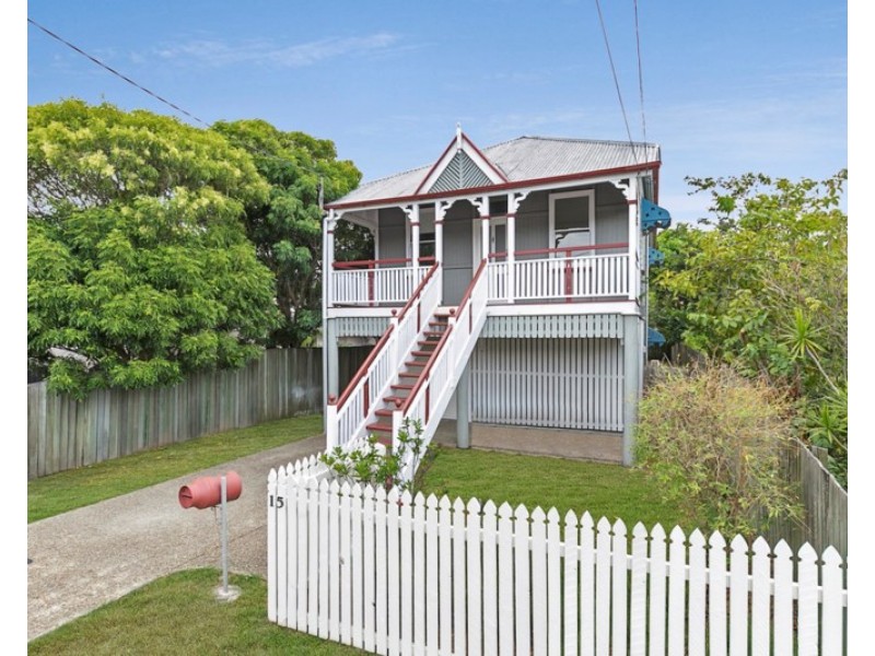 15 Lindsay Street, Hawthorne QLD 4171