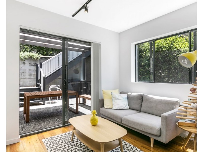 4/11 Wordsworth Street, Bulimba QLD 4171