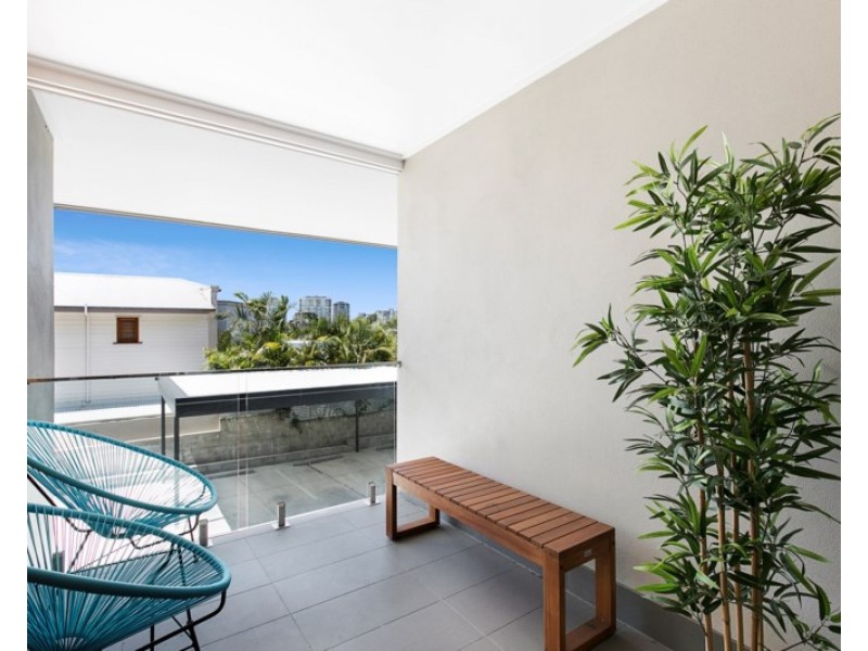 4/11 Wordsworth Street, Bulimba QLD 4171