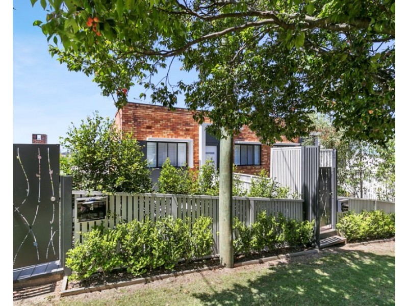 4/11 Wordsworth Street, Bulimba QLD 4171