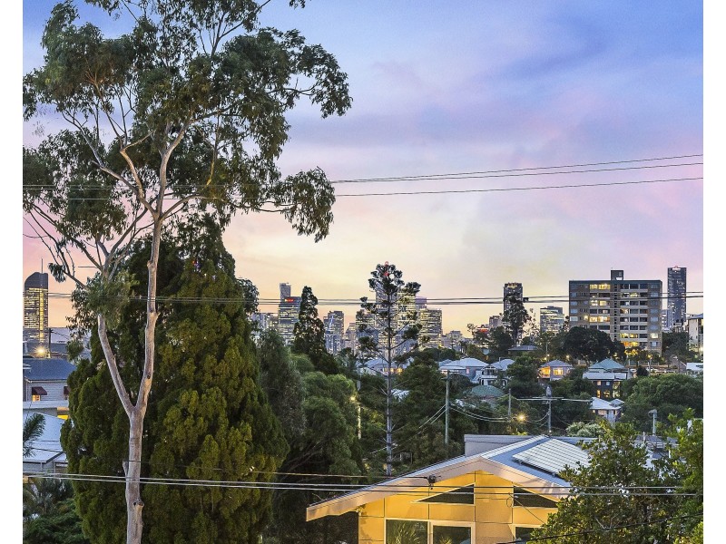 53B Thackeray Street, Norman Park QLD 4170