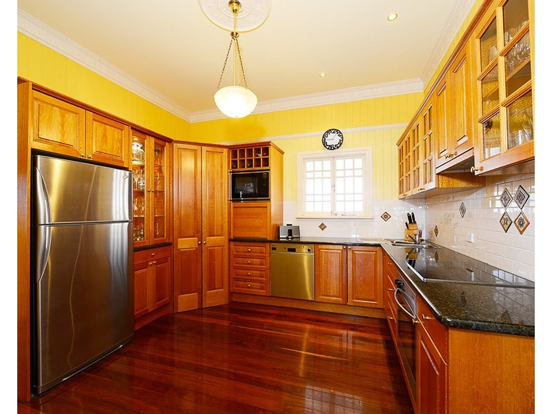 48 Amy Street, Hawthorne QLD 4171