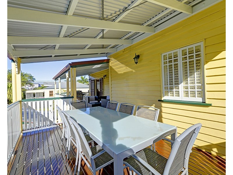 48 Amy Street, Hawthorne QLD 4171