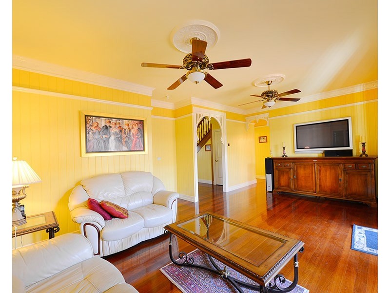 48 Amy Street, Hawthorne QLD 4171