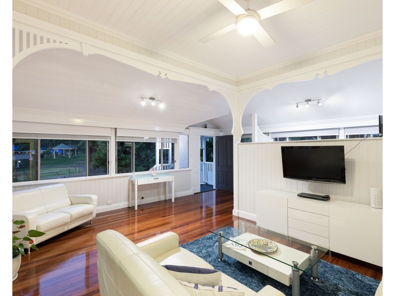 46 School Road, Yeronga QLD 4104