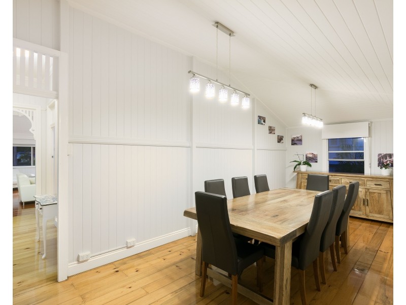 46 School Road, Yeronga QLD 4104