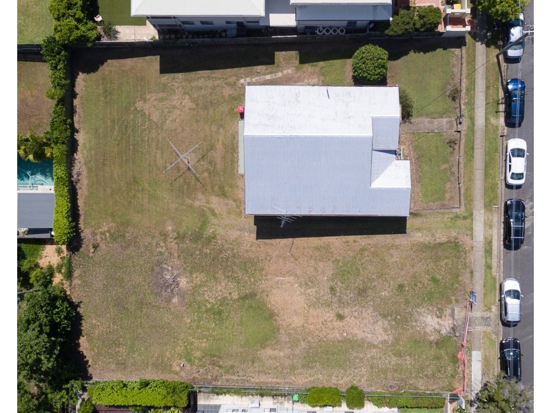 37 Nicholson Street, Greenslopes QLD 4120