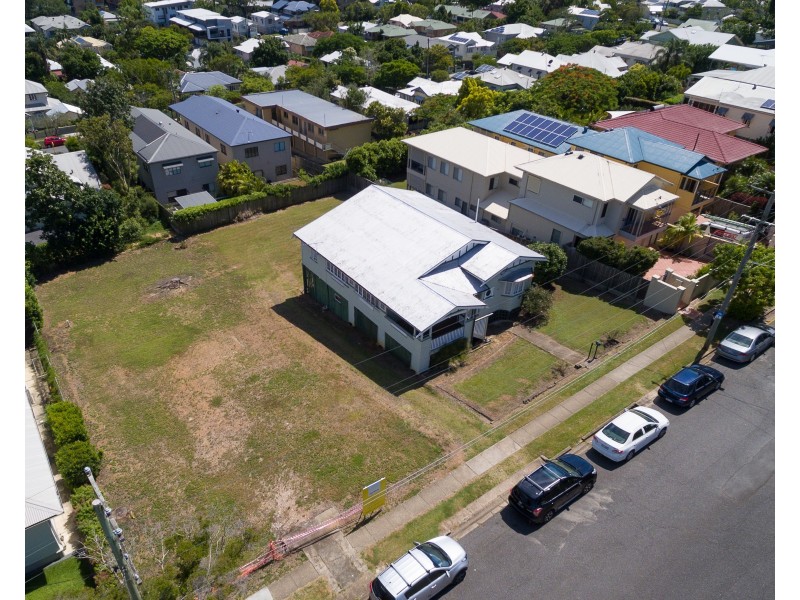 37 Nicholson Street, Greenslopes QLD 4120