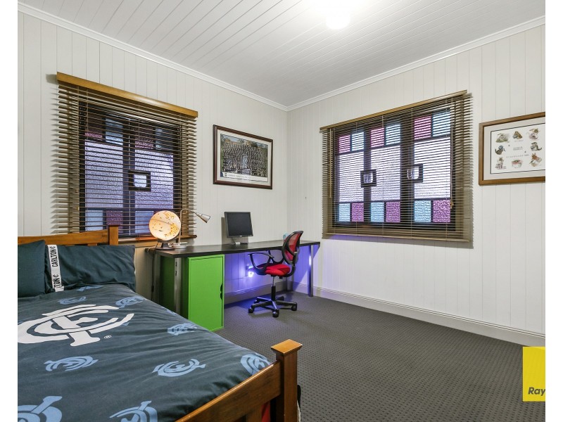 34 Darnley Street, Rocklea QLD 4106