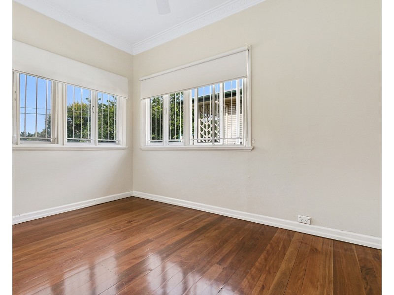 56 Keeling Street, Coopers Plains QLD 4108