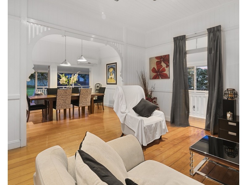 36 Tennyson Street, Norman Park QLD 4170