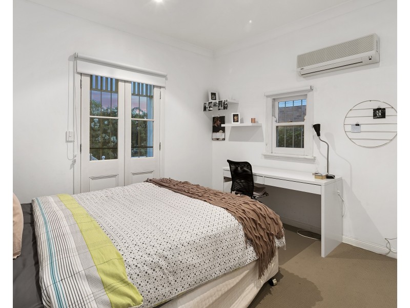 36 Tennyson Street, Norman Park QLD 4170