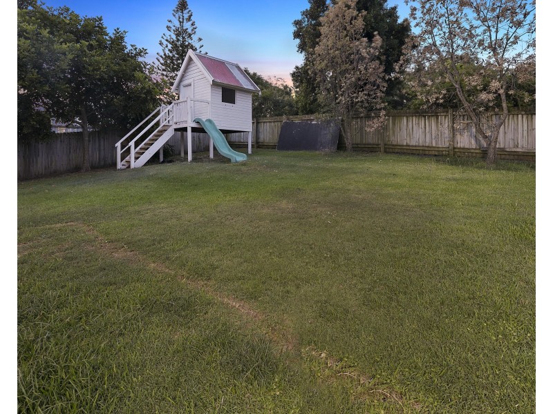 36 Tennyson Street, Norman Park QLD 4170