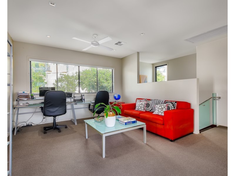 51 Darcy Road, Seven Hills QLD 4170