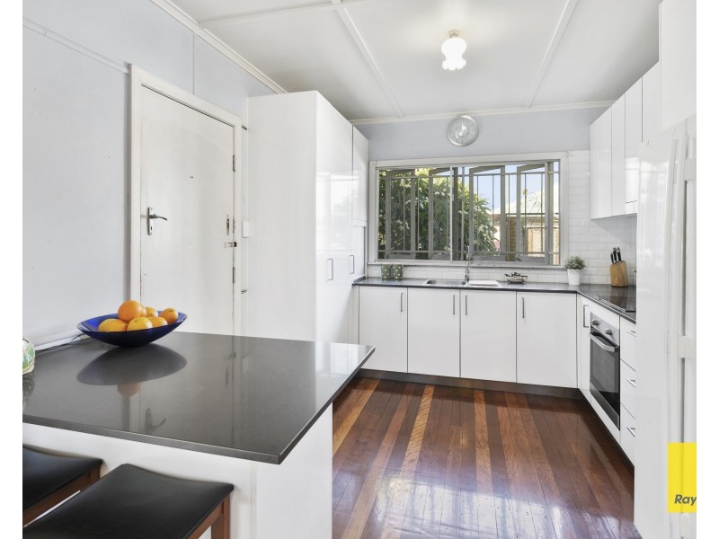 48 Melbourne Avenue, Camp Hill QLD 4152