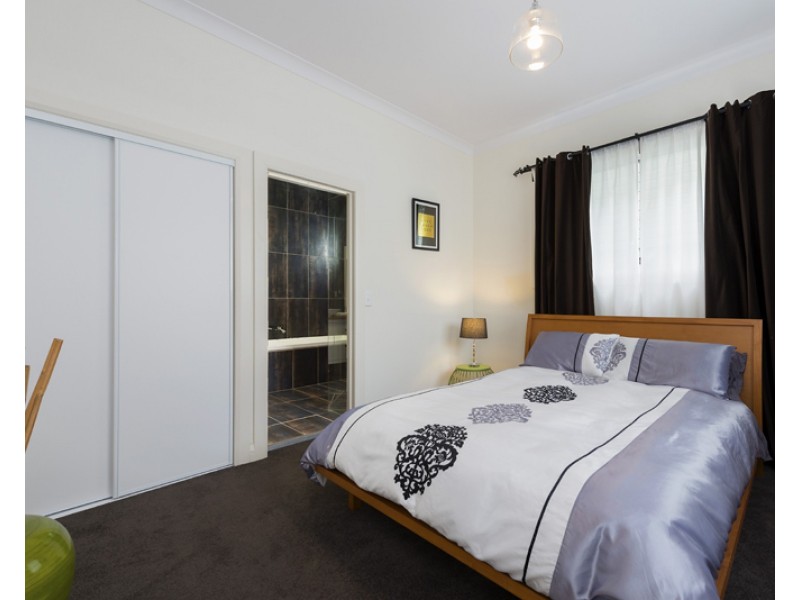 206 Hawthorne Road, Hawthorne QLD 4171