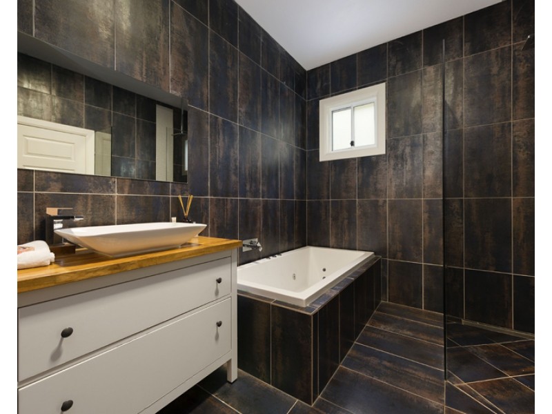 206 Hawthorne Road, Hawthorne QLD 4171