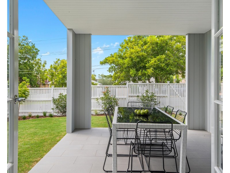 64 Woodhill Avenue, Coorparoo QLD 4151