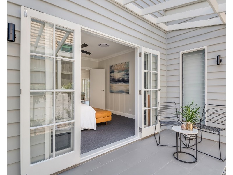 64 Woodhill Avenue, Coorparoo QLD 4151