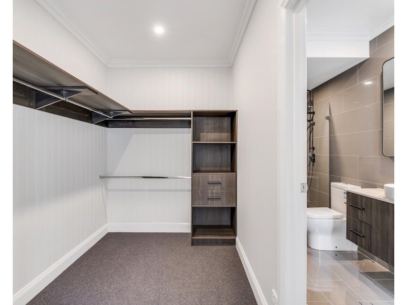 64 Woodhill Avenue, Coorparoo QLD 4151