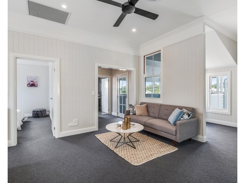 64 Woodhill Avenue, Coorparoo QLD 4151