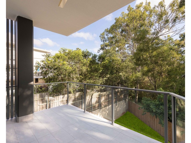 1/110 Nicholson Street, Greenslopes QLD 4120