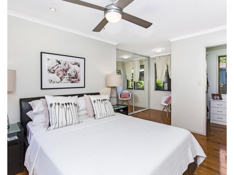 4 Yonga Street, Balmoral QLD 4171