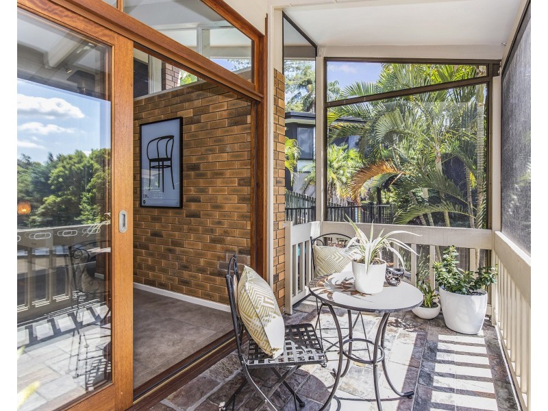 4 Yonga Street, Balmoral QLD 4171